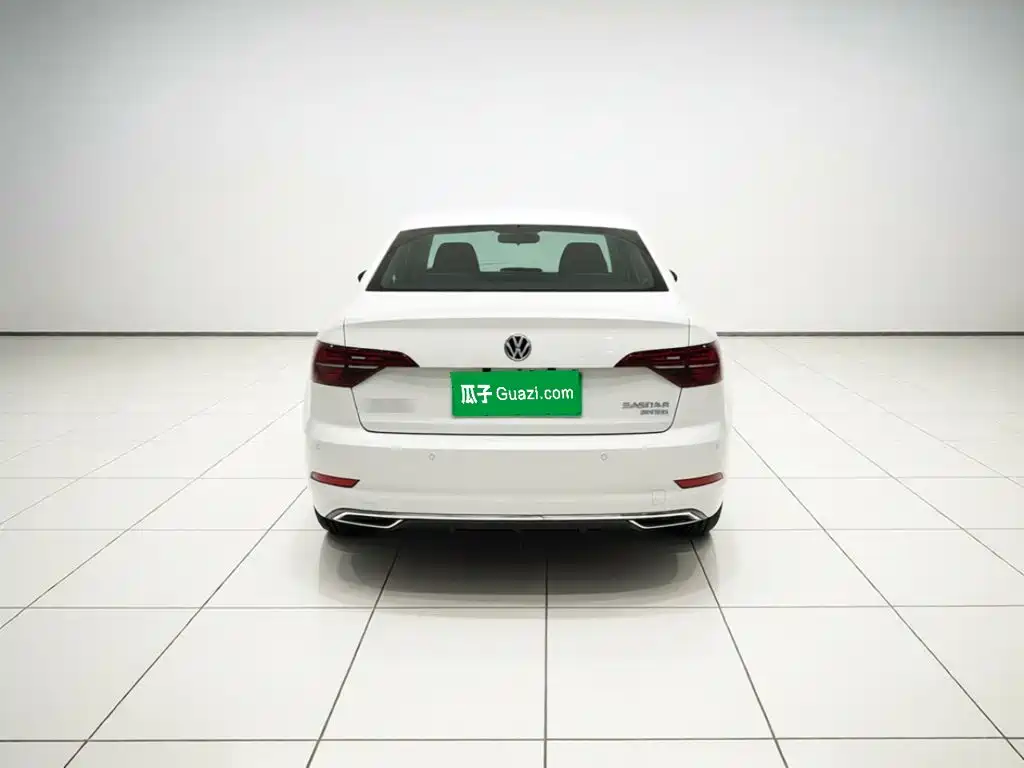Volkswagen Sagitar 2020