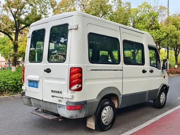Iveco Bodhi 2013
