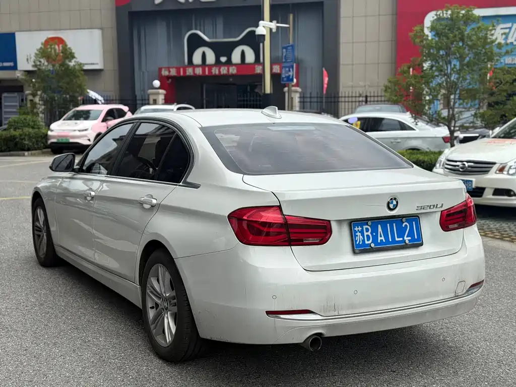 BMW 3 Series 2015 — фото 10