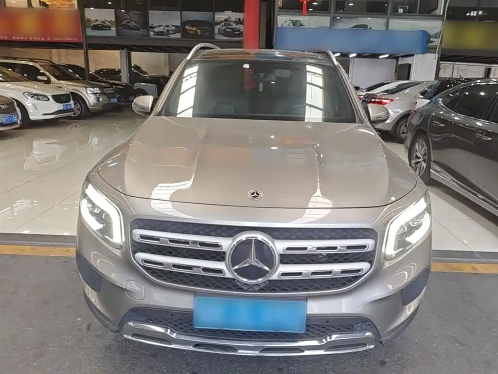 Mercedes-Benz GLB 2023 — фото 3