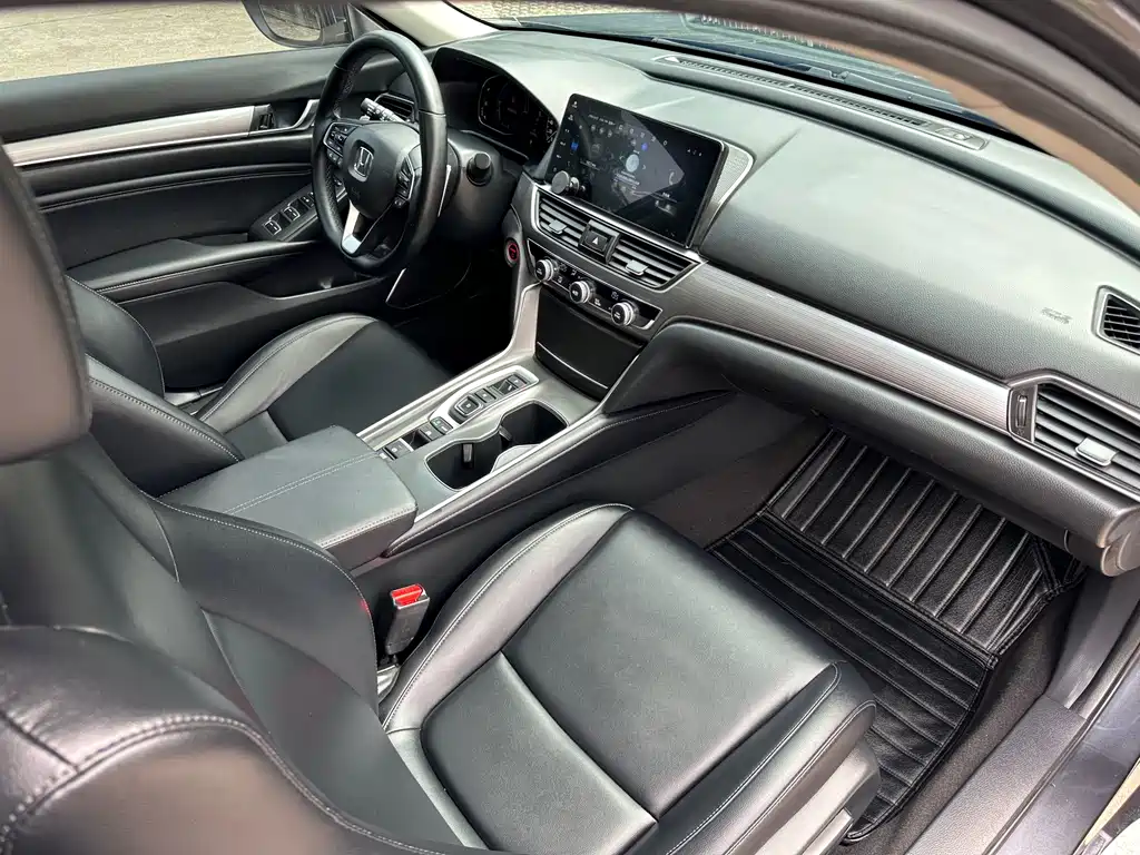 Honda Accord 2022 — фото 28