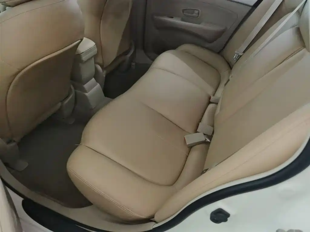 Nissan Sylphy 2019 — фото 17