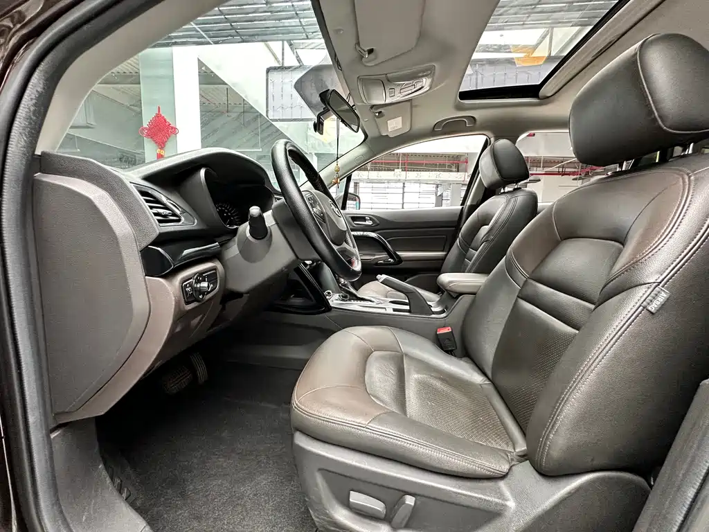GAC Motor Trumpchi GS4 2015 — фото 9