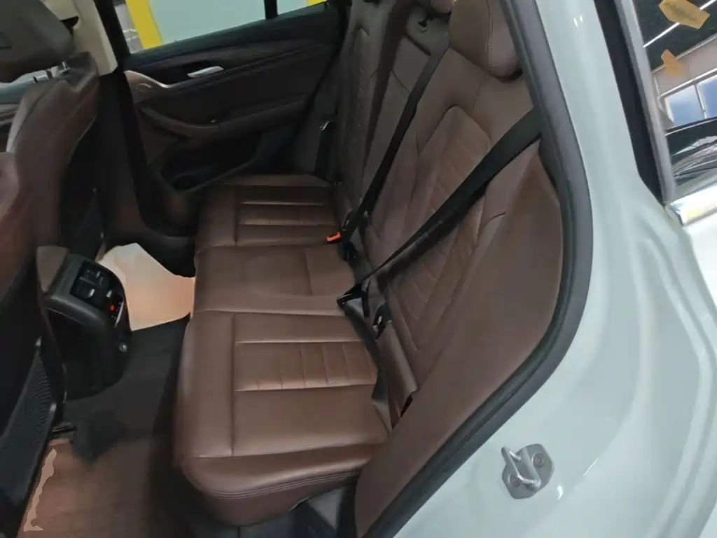 BMW X3 2018 — фото 17
