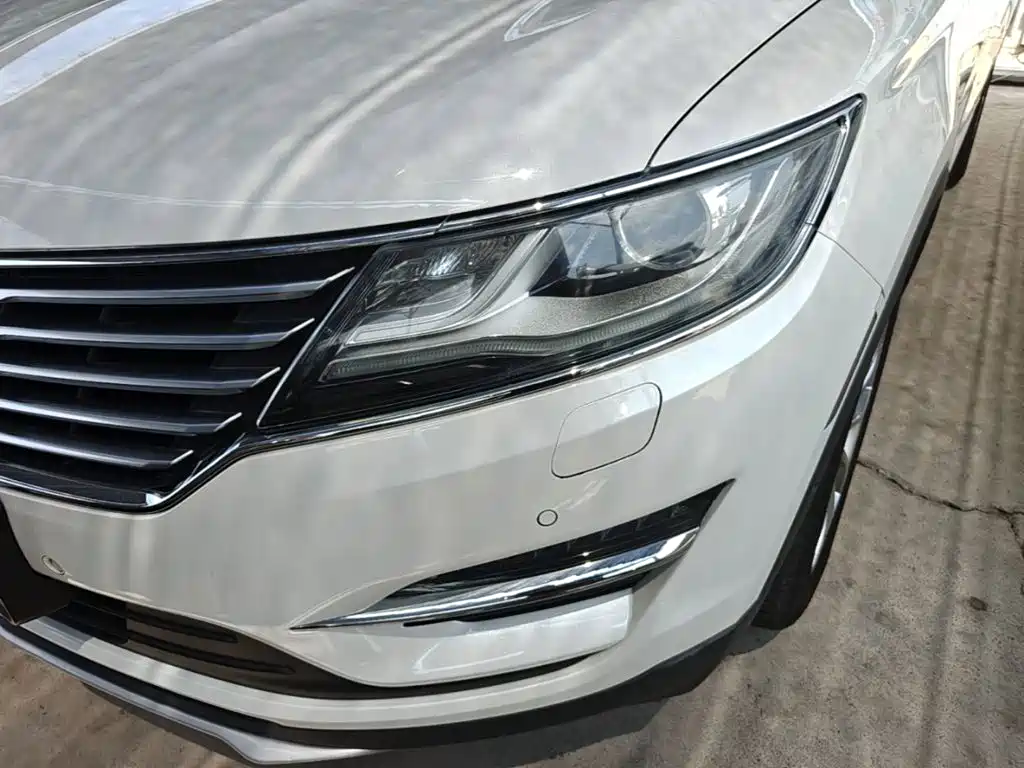 Lincoln MKC 2018 — фото 24