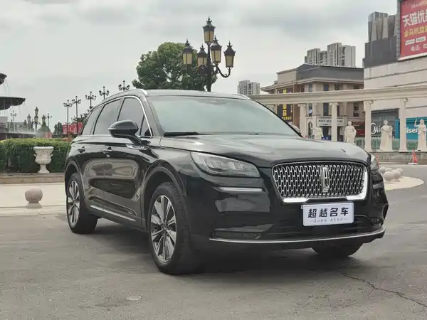 Lincoln Corsair 2023