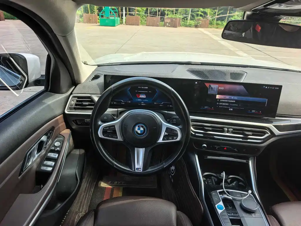 BMW i3 2023 — фото 7