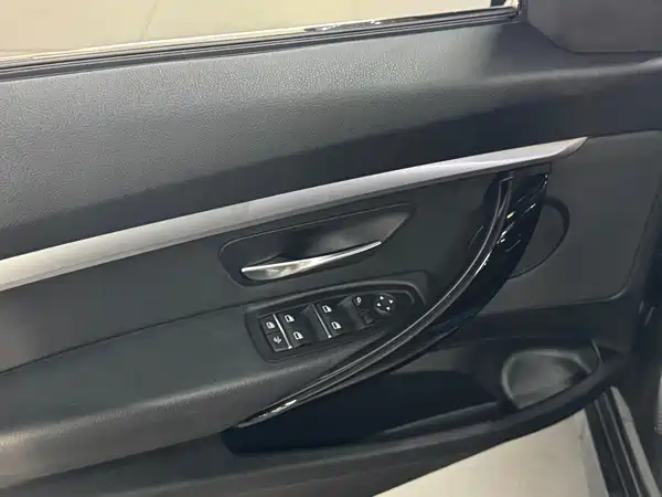 BMW 3 Series GT 2019