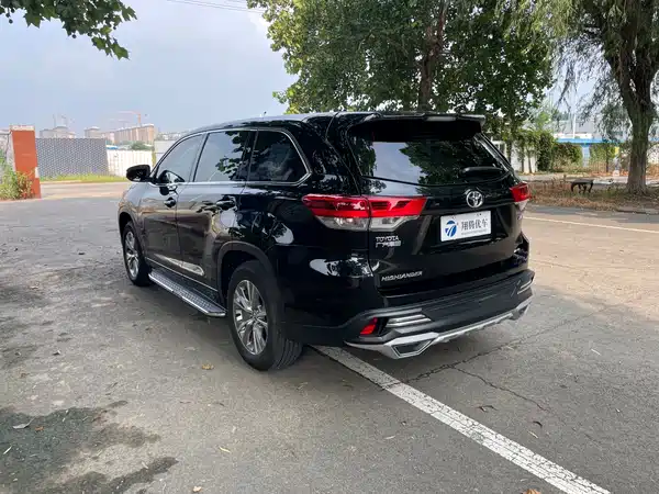 Toyota Highlander 2019