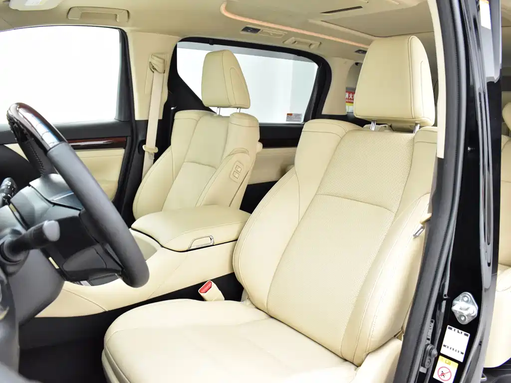 Toyota Alphard 2016 — фото 7