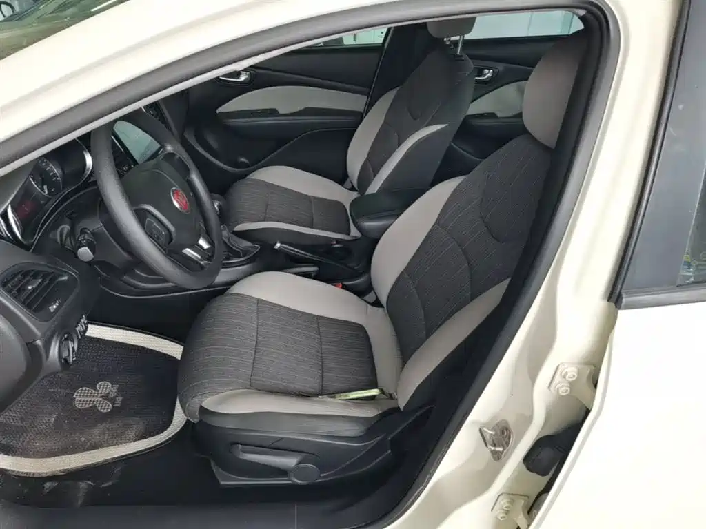 Fiat Viaggio 2015 — фото 15