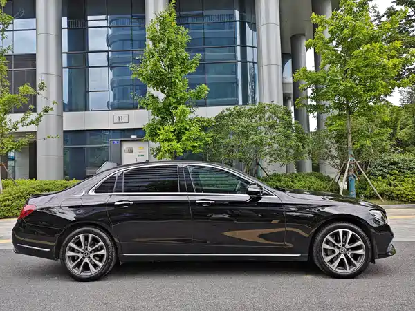Mercedes-Benz E-Class 2019