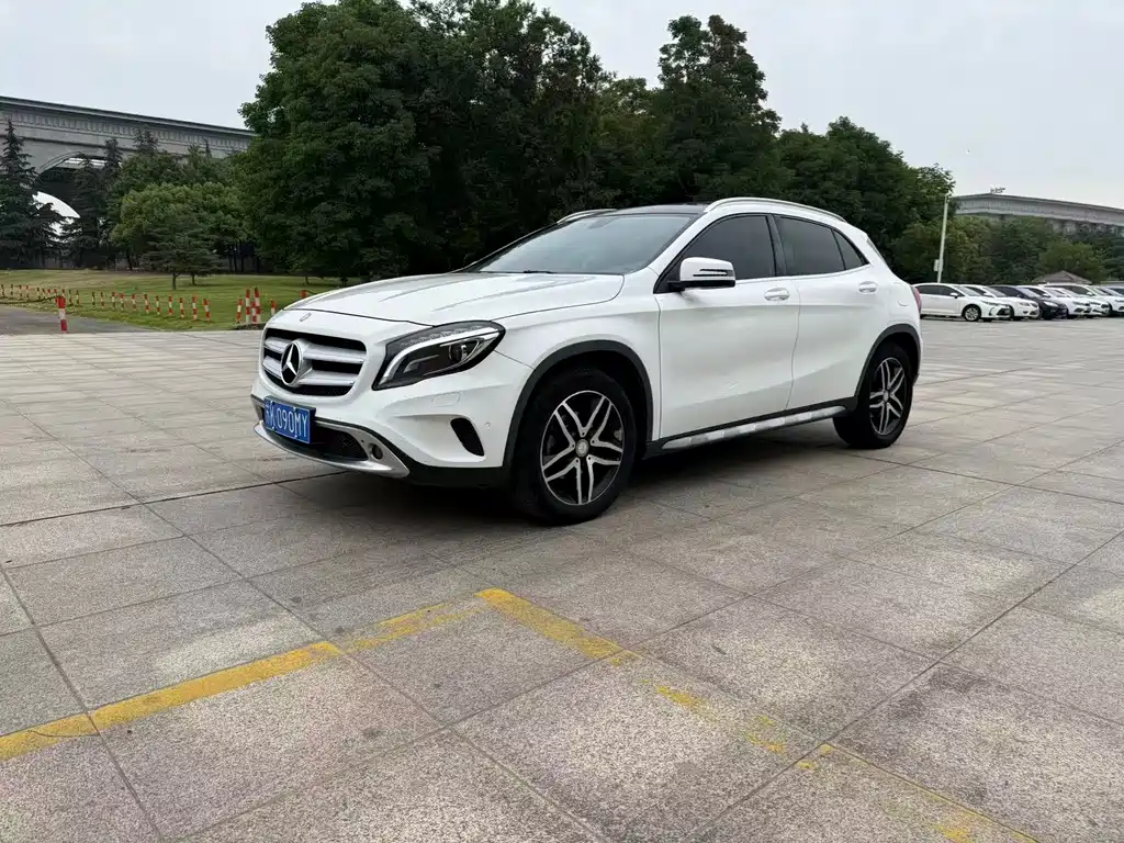 Mercedes-Benz GLA 2015 — фото 3