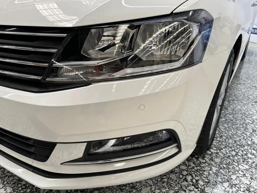 Volkswagen Gran Lavida 2018 — фото 4