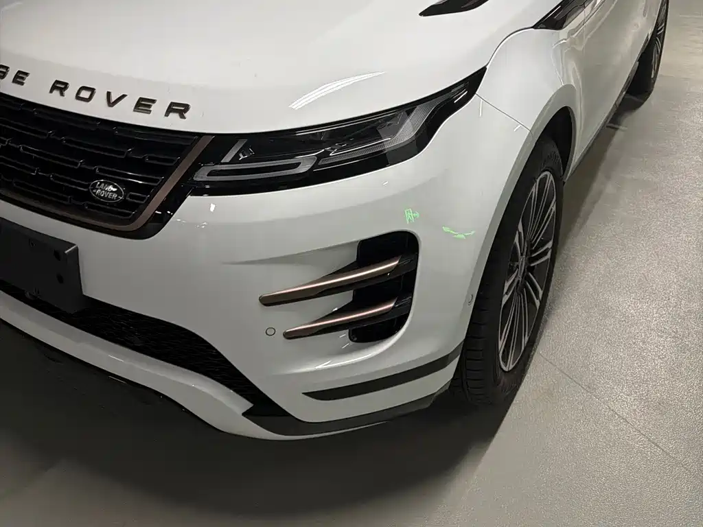 Land Rover Range Rover Evoque 2026 — фото 4
