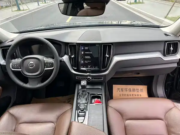 Volvo XC60 2019