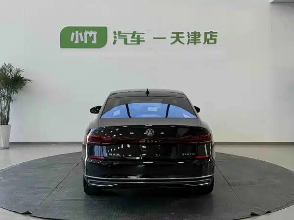 Volkswagen Passat 2022