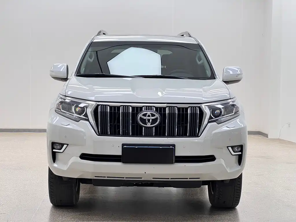 Toyota Prado 2020 — фото 2