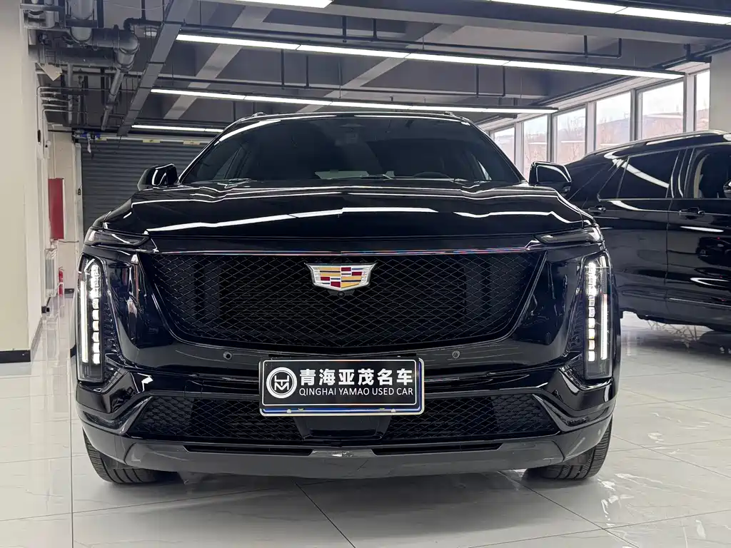Cadillac XT5 2024 — фото 2