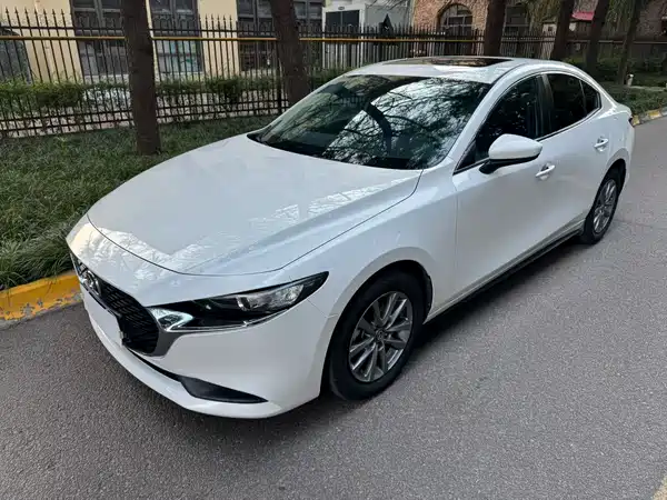 Mazda 3 Axela 2021