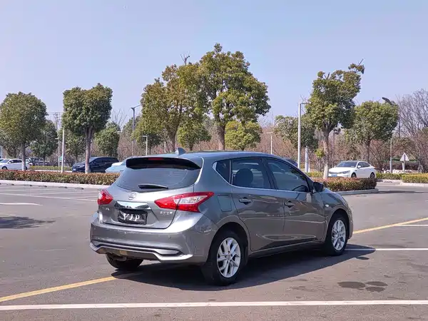 Nissan Tiida 2021