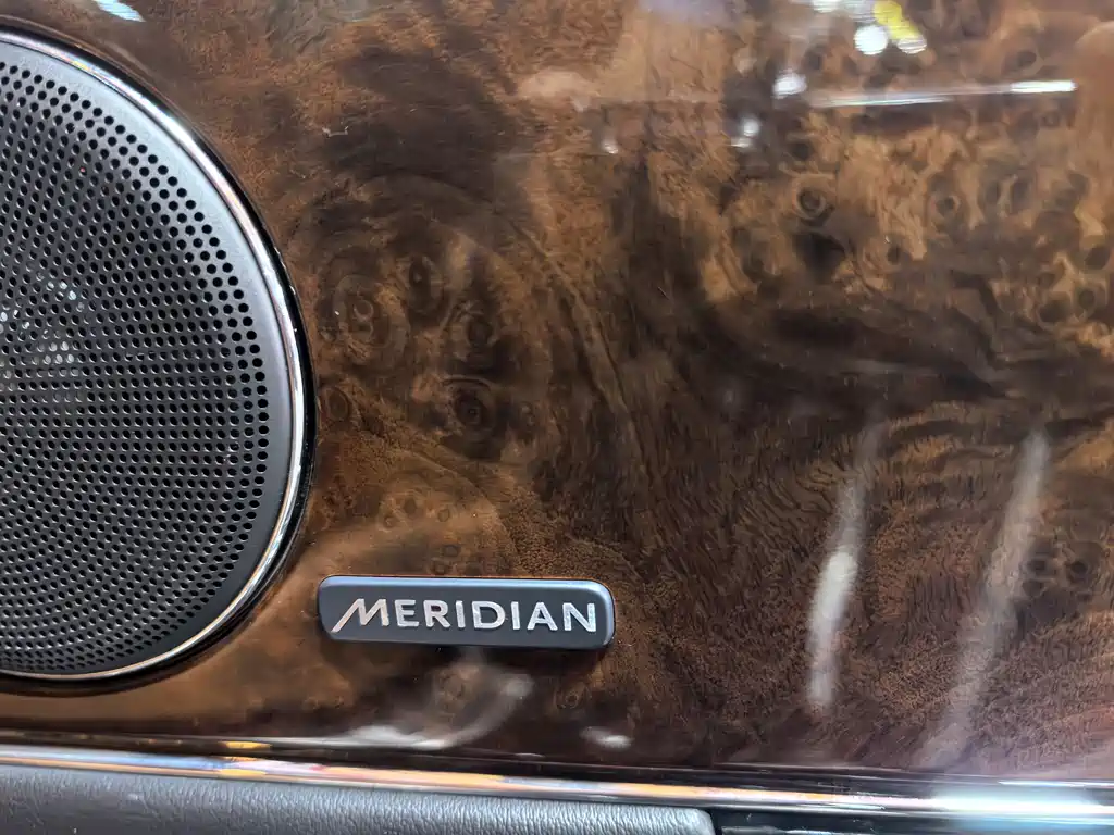 Jaguar XJ 2014 — фото 9