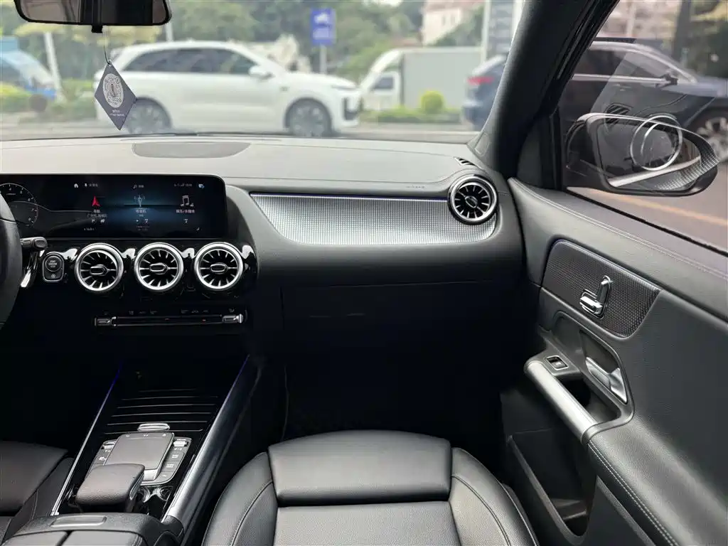 Mercedes-Benz GLA 2022 — фото 31