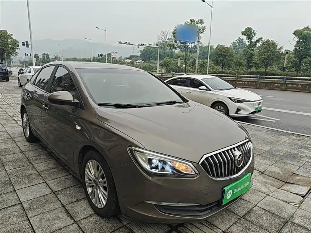 Buick Excelle 2016 — фото 4