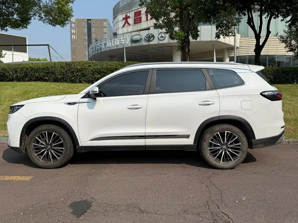 Chery Tiggo 8 PLUS 2023 — фото 3