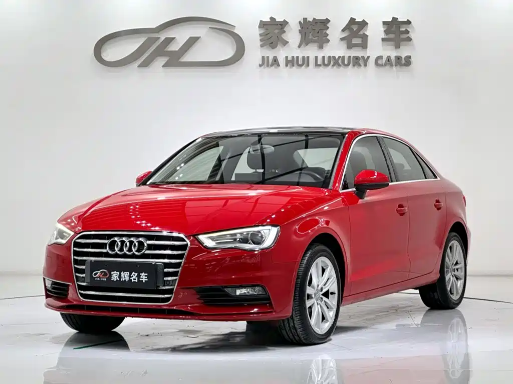 Audi A3 2015 — фото 1