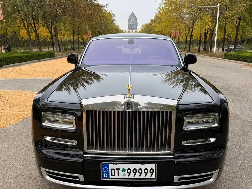 Rolls-Royce Phantom 2011 — фото 2