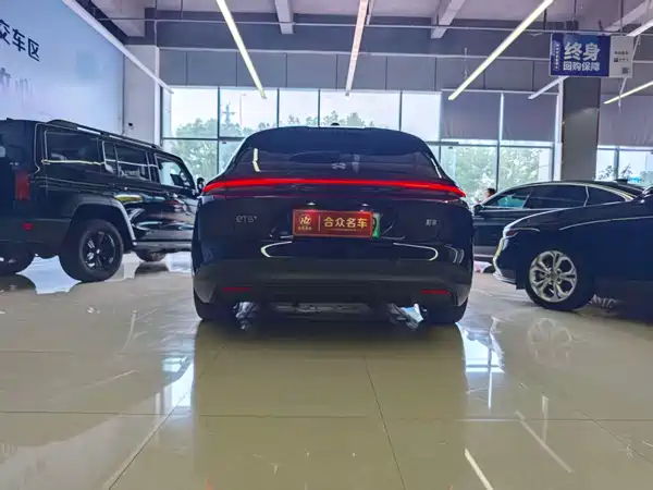 NIO ET5T 2025