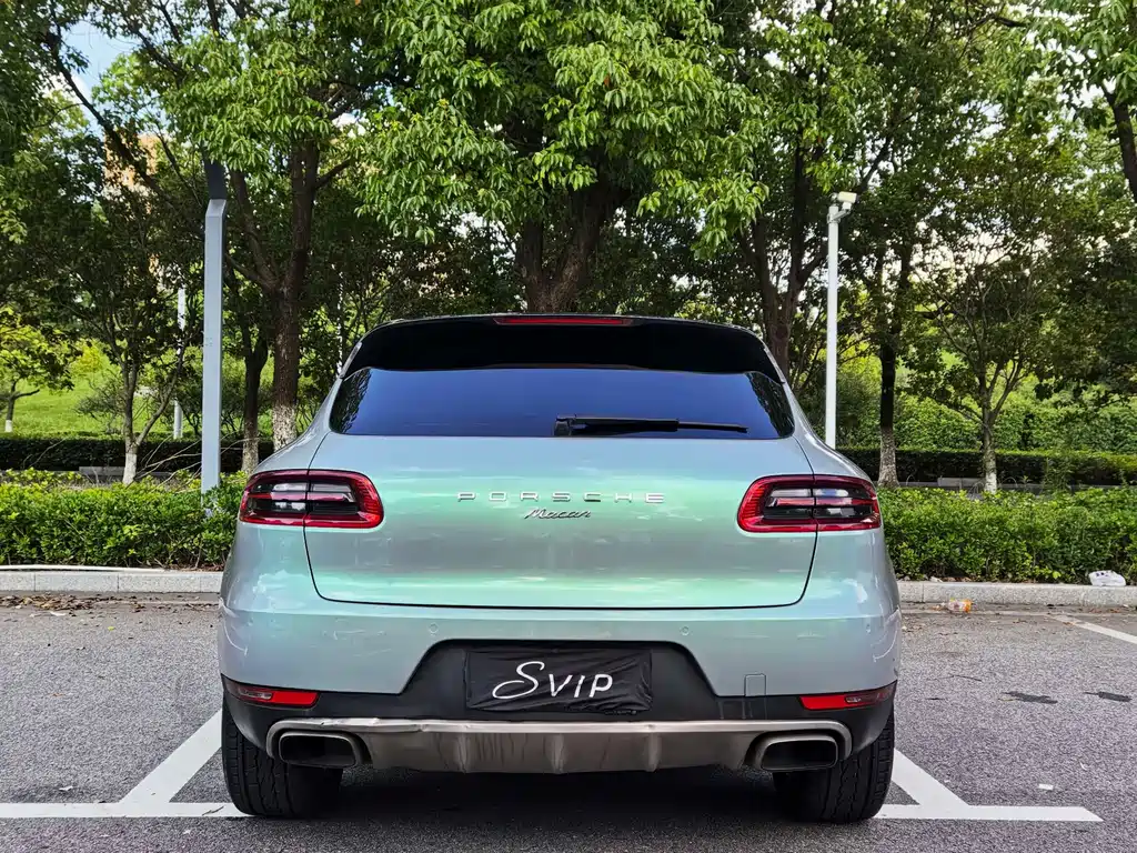 Porsche Macan 2017 — фото 13