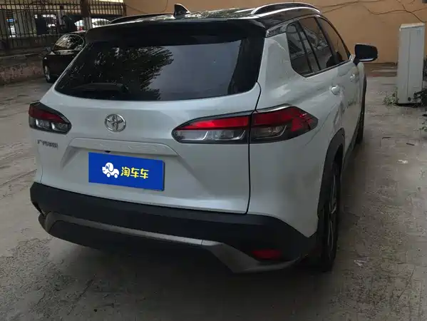 Toyota Frontlander 2022