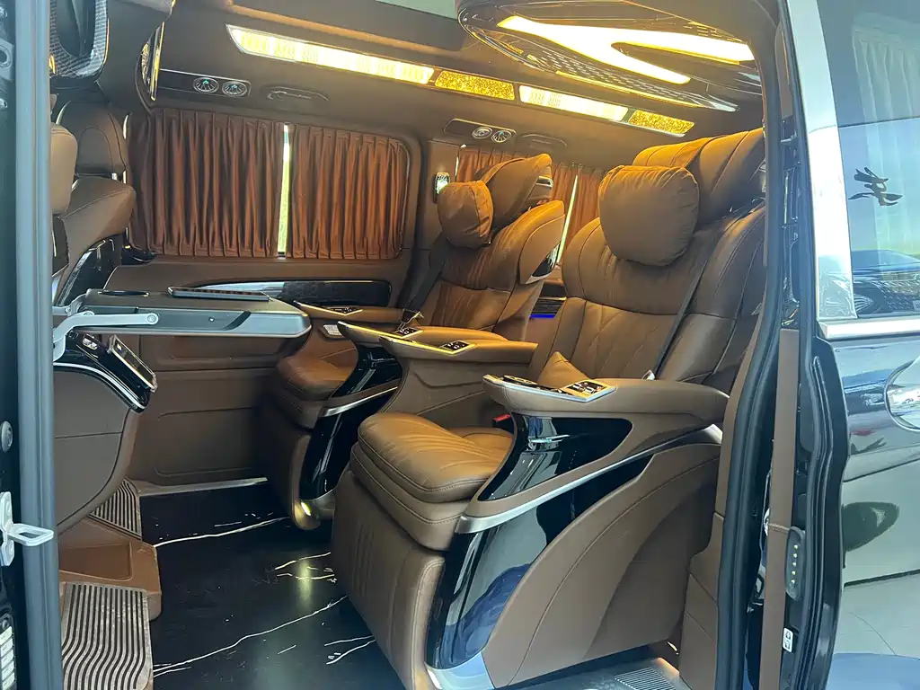 Mercedes-Benz Vito — фото 19