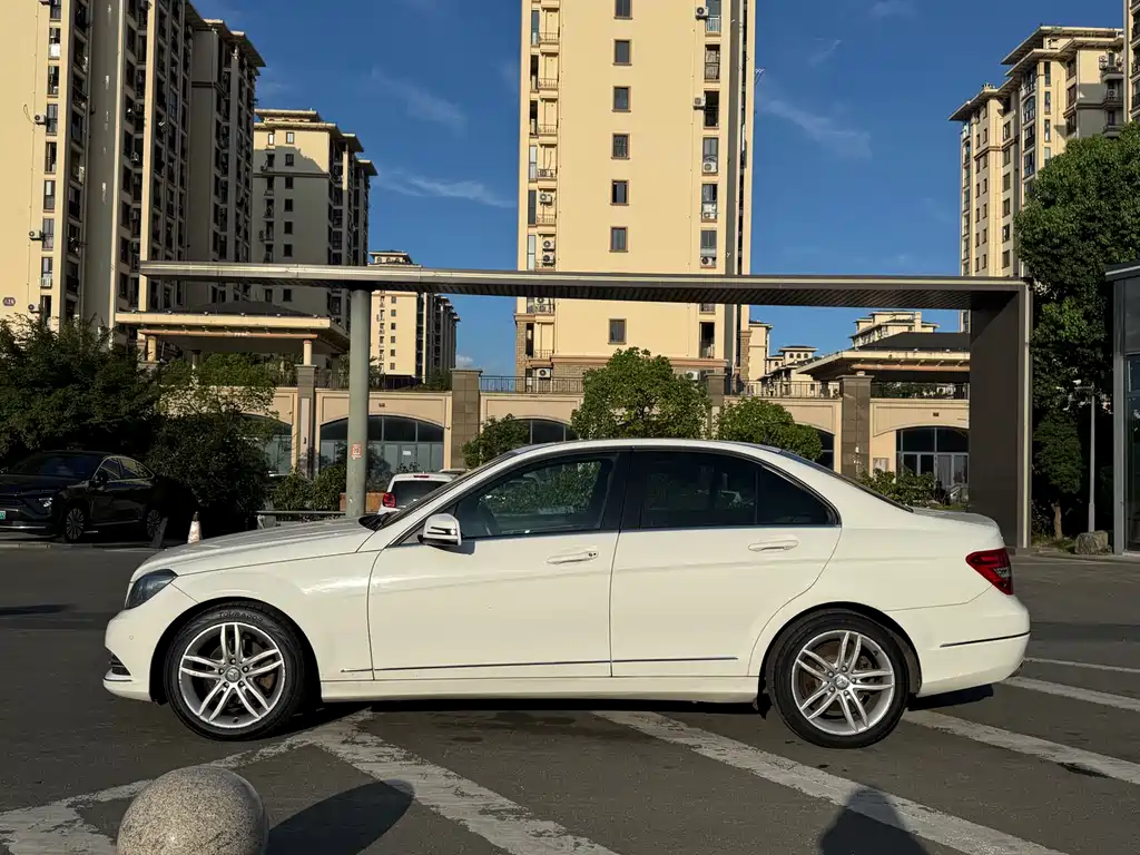 Mercedes-Benz C-Class 2013 — фото 12