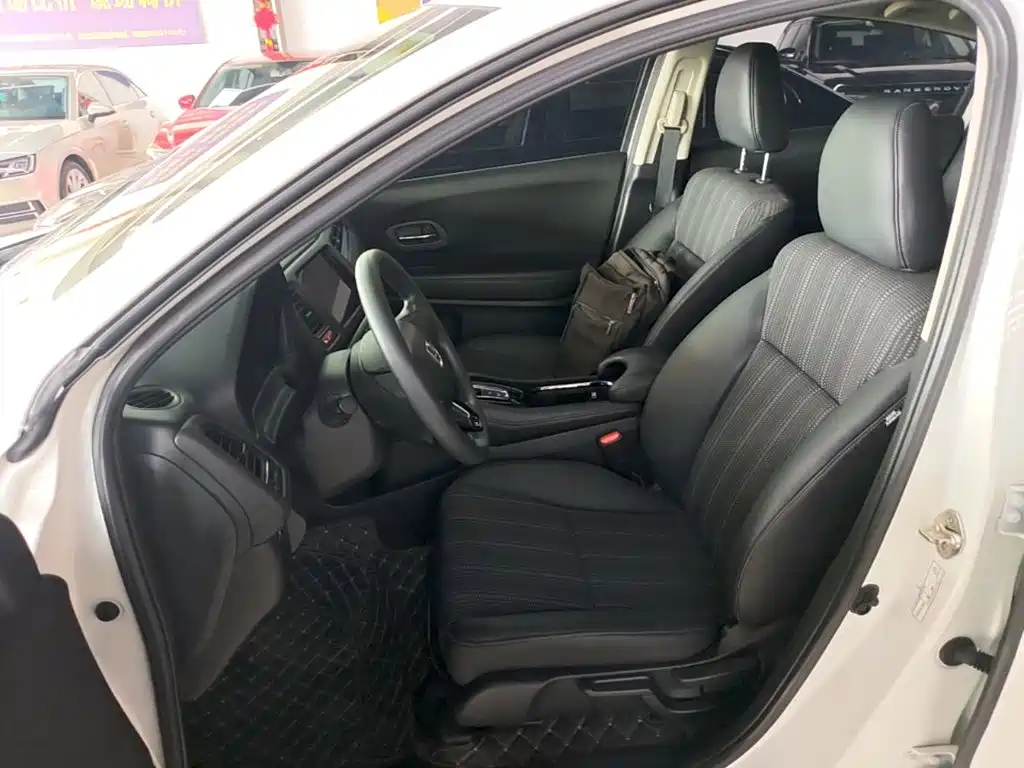 Honda Vezel 2017 — фото 15