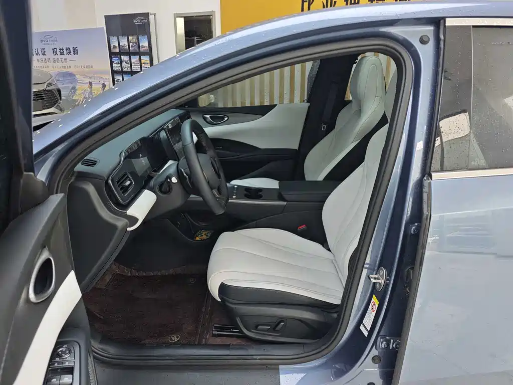 BYD Seal 06 2025