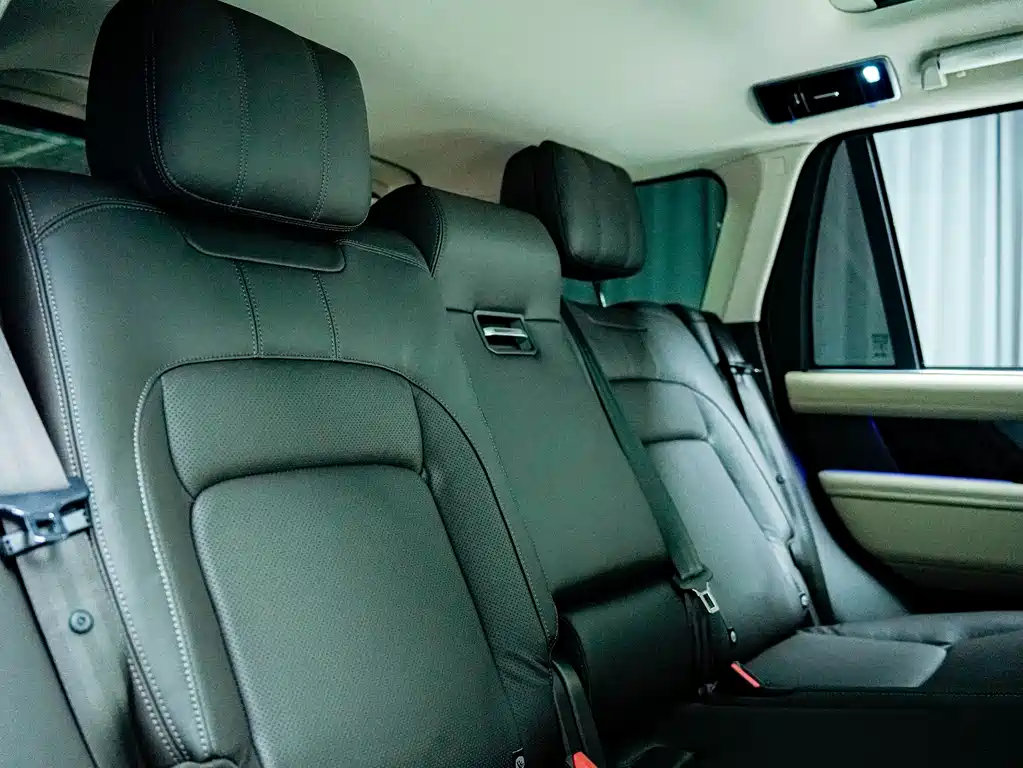 Land Rover Range Rover 2022 — фото 16