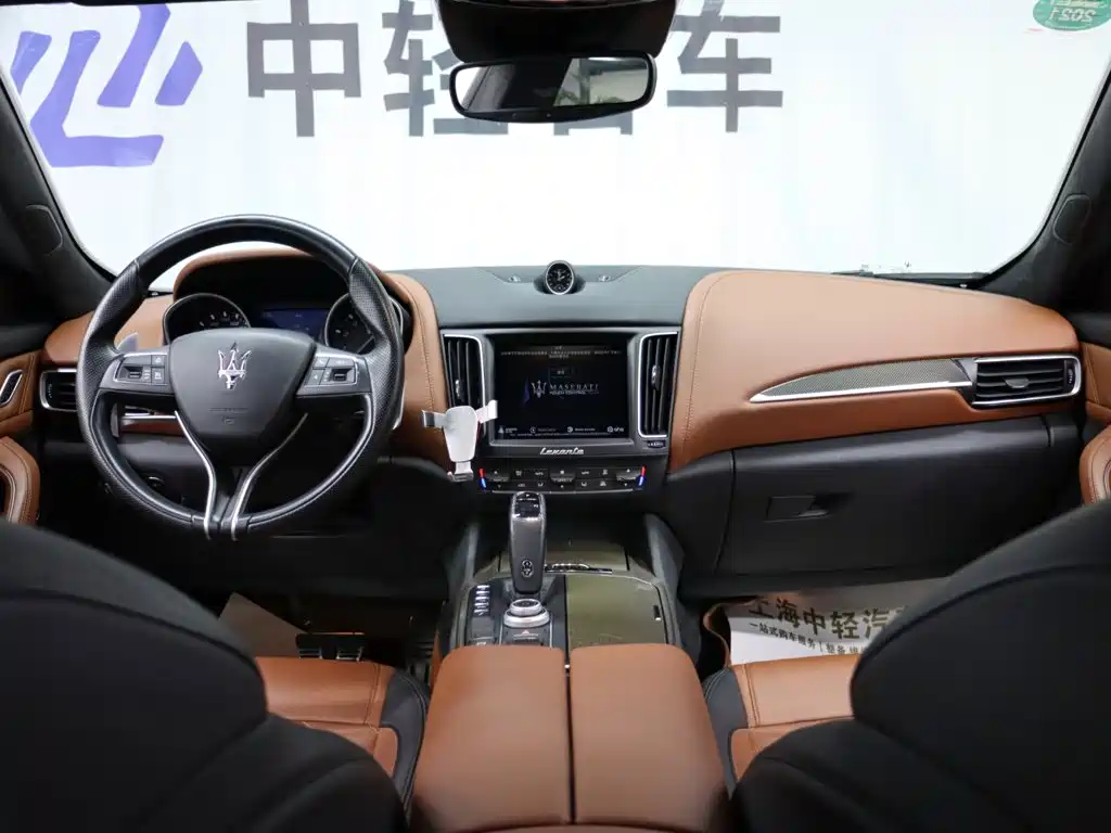 Maserati Levante 2020 — фото 12