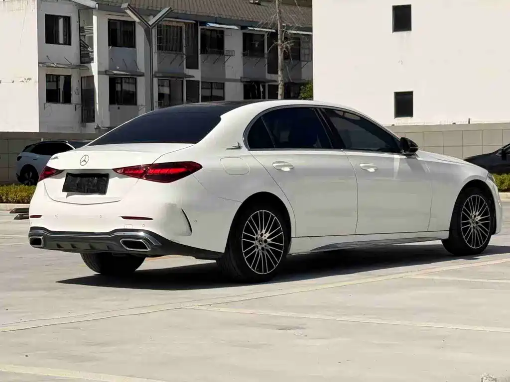 Mercedes-Benz C-Class 2022