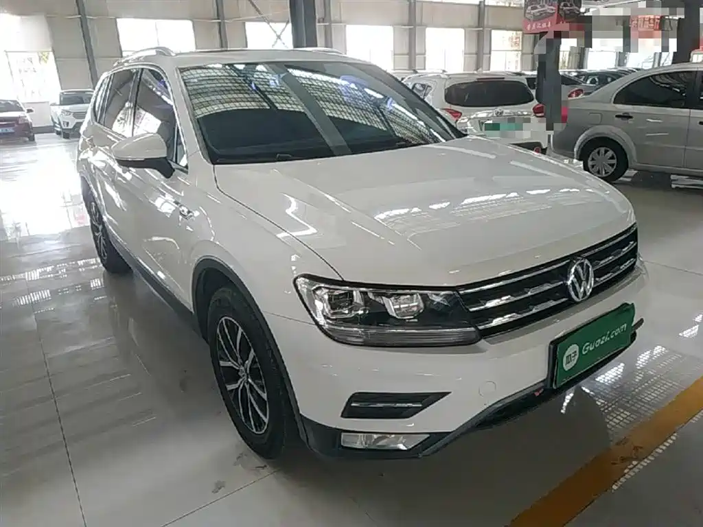Volkswagen Tiguan L 2018 — фото 4