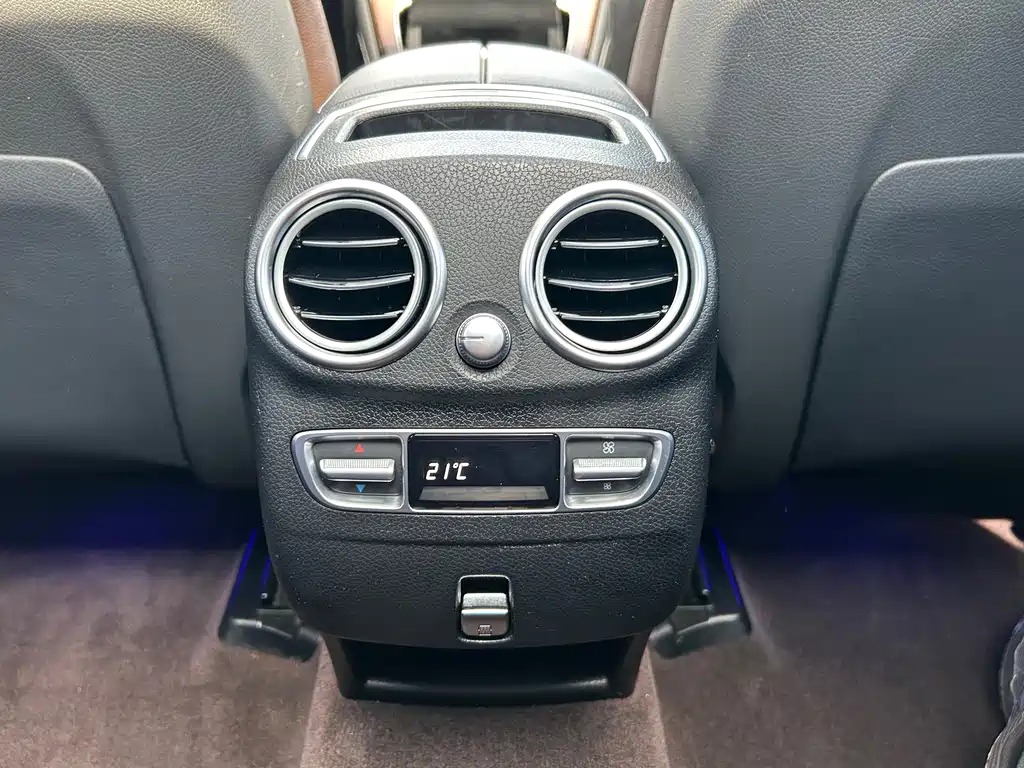 Mercedes-Benz GLC 2021 — фото 25