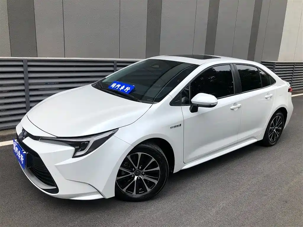 Toyota Levin 2023 — фото 1