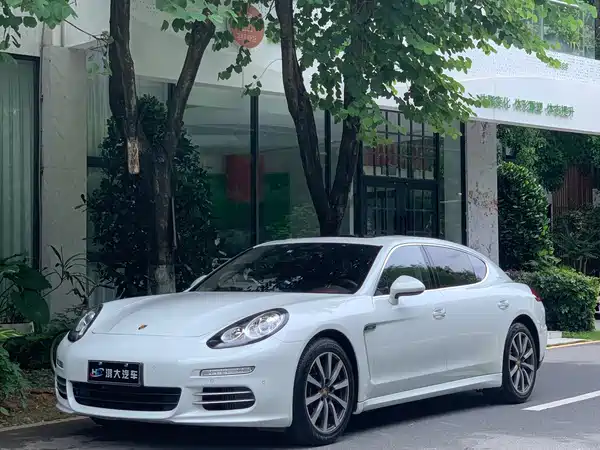 Porsche Panamera 2016