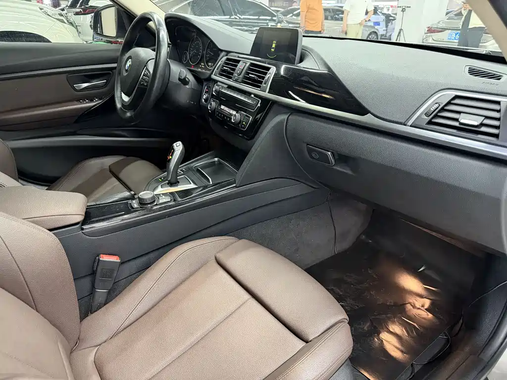 BMW 3 Series 2018