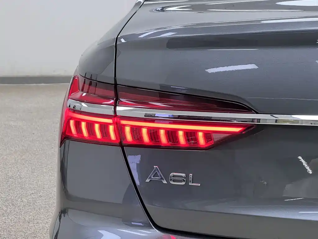 Audi A6L 2019 — фото 35