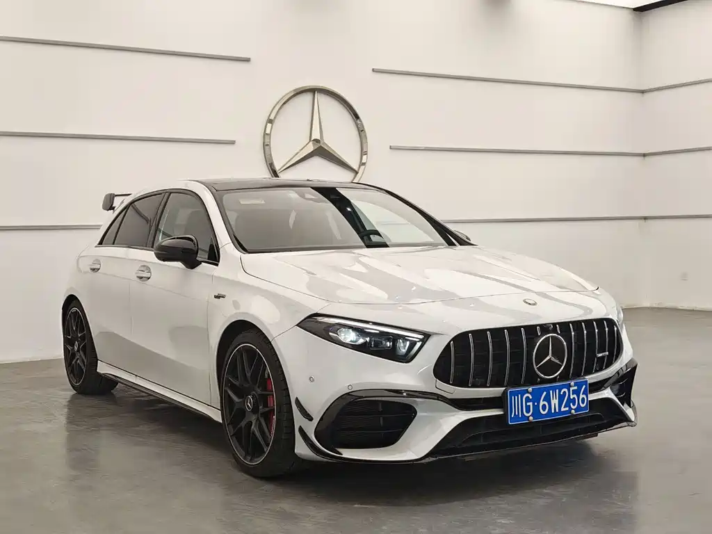 Mercedes-Benz A-Class AMG 2024 — фото 3