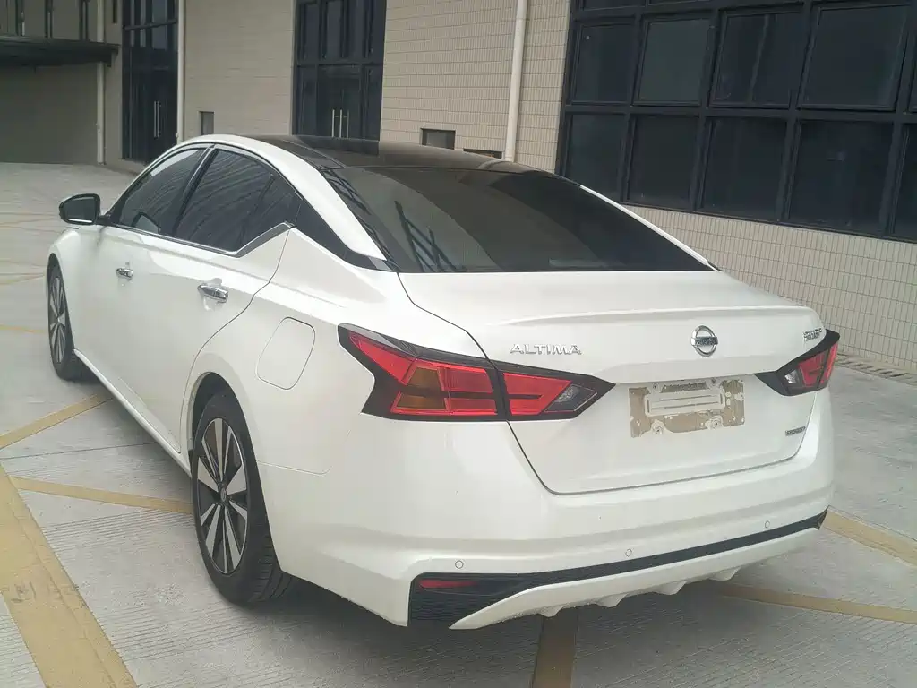Nissan Teana 2021