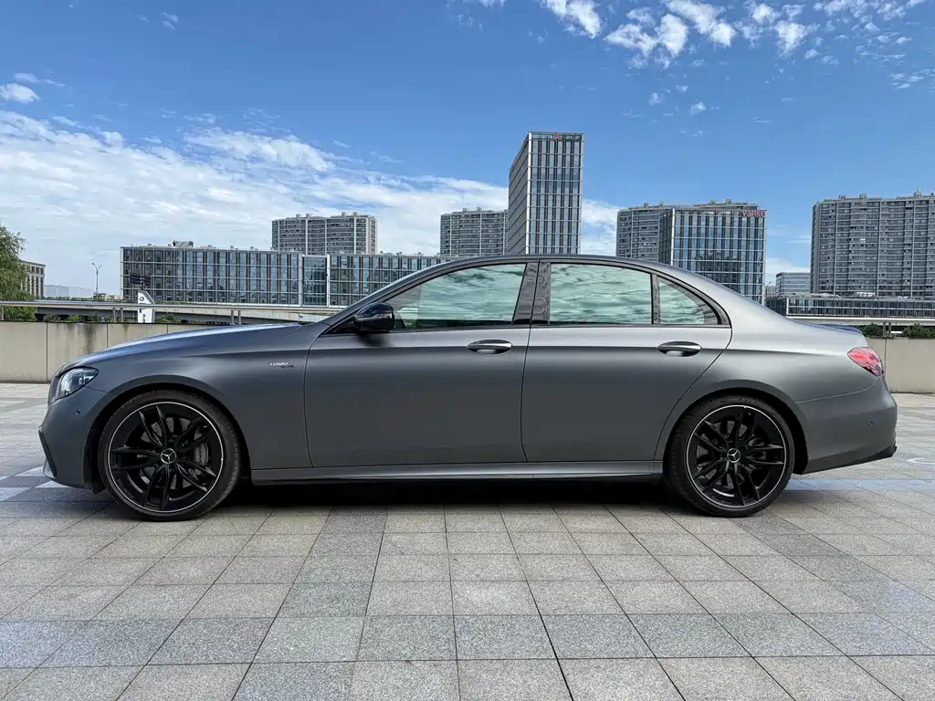 Mercedes-Benz E-Class AMG 2022 — фото 5